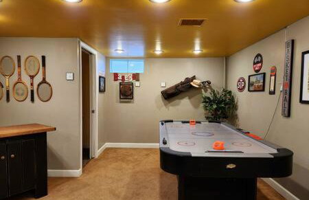 Large Cozy House Near NexusPark Air Hockey - Foto 2