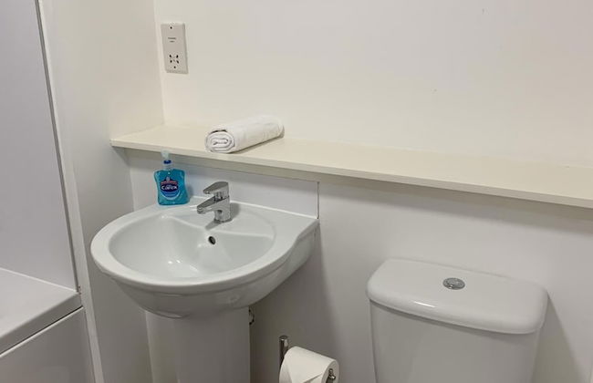 Aberdeen Serviced Apartments - Bloomfield - Photo 17