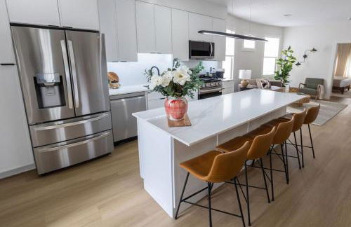 Excellence by Urooms Apartments Near NYC and Newark Airport with Parking - Foto 62