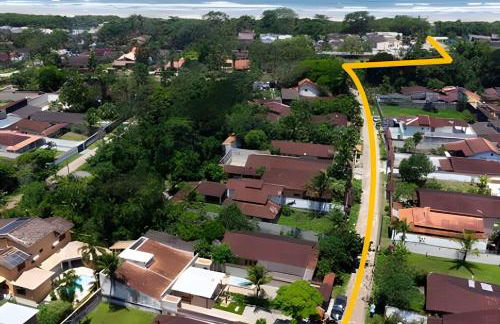 Casa com piscina privativa, 4 minutos da praia - Foto 3