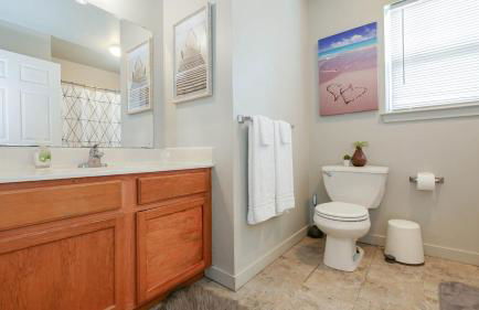 3BR 2BA Family-Friendly Beach Home - Foto 33