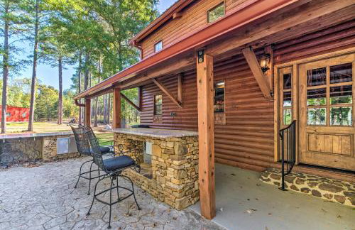 Countryside Cabin Retreat with Outdoor Kitchen! - Foto 26