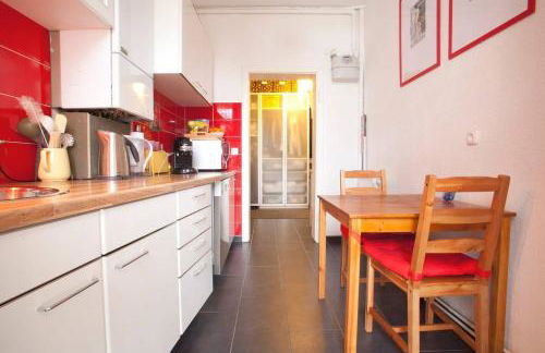 Centrally located 2-room apartment - Foto 8