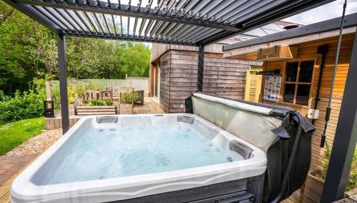 Rosemary Lodge 2BR with Hot Tub near Black Mountain - Foto 5