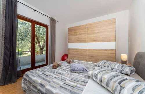 MY DALMATIA - Holiday home Olive Garden with private swimming pool - Photo 14