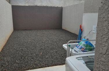 Casa bem localizada! Próximo a BR 277 e Av das Cataratas - Foto 18