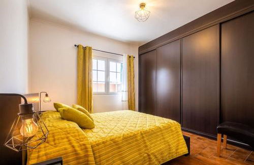 Batalha Family House - Photo 33