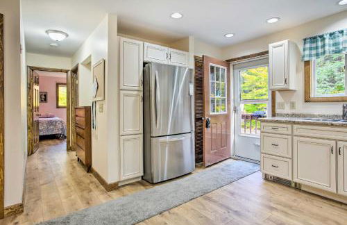 Pet-Friendly Gilford Home 3 Mi to Gunstock and Lake - Foto 10