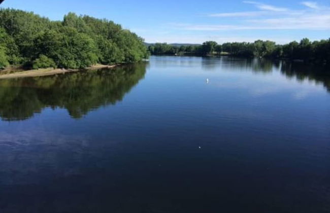 Hadley Amherst Location Explore the Valley Colleges - Foto 1
