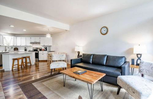 Ground Floor View 2 bed Condo in the Heart of Birch Bay - Foto 7