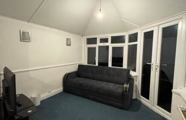 Redhill Gatwick Serviced Accommodation - Foto 16