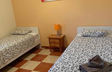 Traumhaus für 6 Personen mit spektakulärem privaten Pool und schönem Ausblick in die Natur - Foto 37