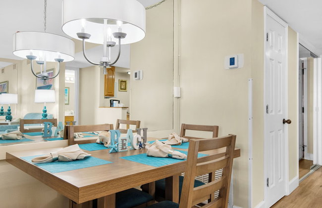 Destin Holiday Beach Resort - Photo 55