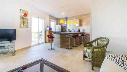 Three-Bedroom Apartment In Trullent - Photo 2