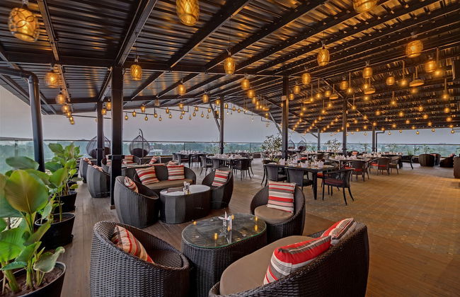 The Fern Habitat Candolim Goa - Foto 26