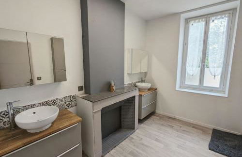 à 5mn de la réserve Africaine, charmante maison de village avec patio - Foto 7