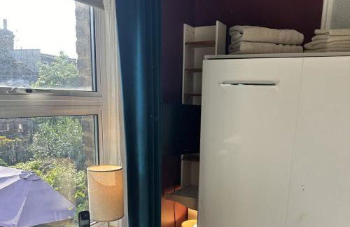 House - Sleeps 4 - Garden - Pets Ok - Parking - Photo 9