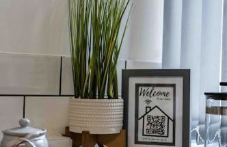 Casa Lobo's Beautiful Suites Apartment 1 free offroad parking - Foto 49