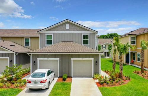 Jax's Perfect Getaway! - Photo 2