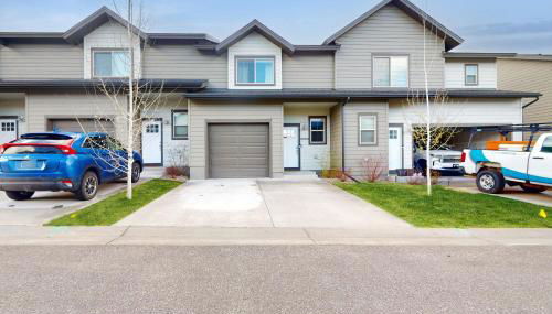 Modern Gem in Gypsum - Photo 2