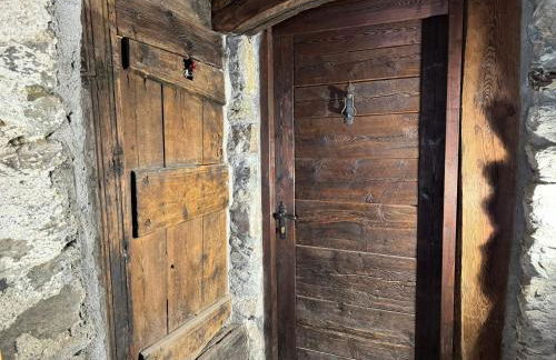 Abri des Cimes, dormire tra pietra e legno CIR 0124 - Foto 18