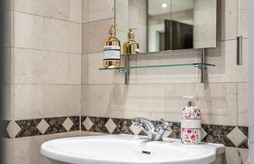 DELUXE Apartment With Terrace over HARRODS - Foto 41