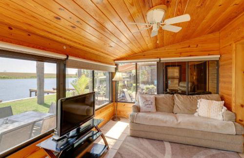 Boat, Fish and Swim Lakefront Cabin in Okeechobee! - Foto 4