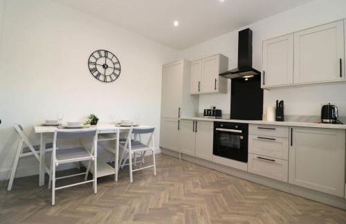 Modern 2 Bedroom Cottage Flat - Foto 25