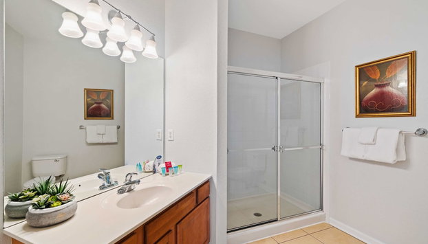 Renovated Condo by Convention Center & I-drive - Foto 3