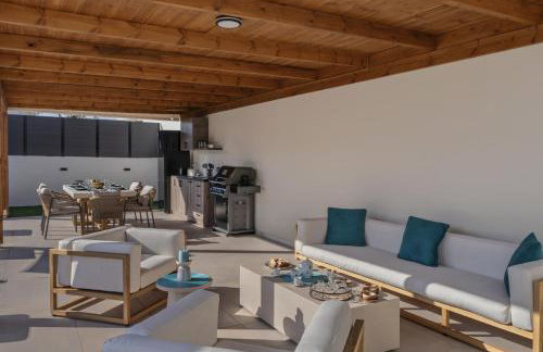 Elysian Villa 2 - With Private Pool - Photo 26