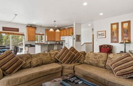 New Listing - Doc's Place - Beautiful Hot Tub Views - Foto 17