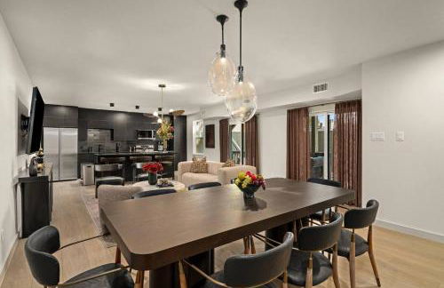 2Linkd Homes | 9BR•All Private Baths | Pool |Gated - Foto 20