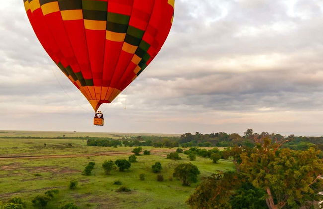 Campo Largo Hot Air Balloon Ride - Photo 1
