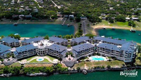 Color Pop by the Pool! - Foto 5