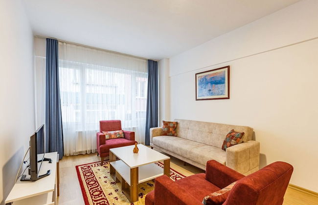 Charming Kadıköy Apartment With City Views - Photo 10