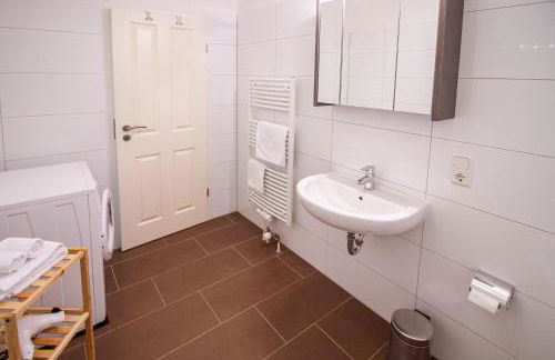 Up Warft - West - Photo 21