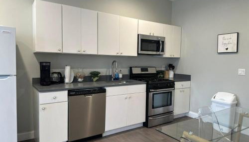 Bright & Airy 1 BDRM Private Apt - Foto 5