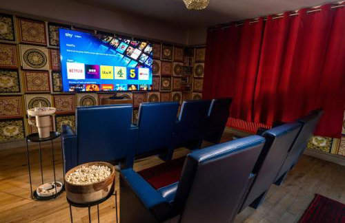 Huge 8 Bed Manor House with Hot Tub, Cinema Room, Games Room - Foto 33