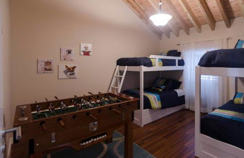 Surf Beach_Santa Barbara Secret Gardens - Photo 18