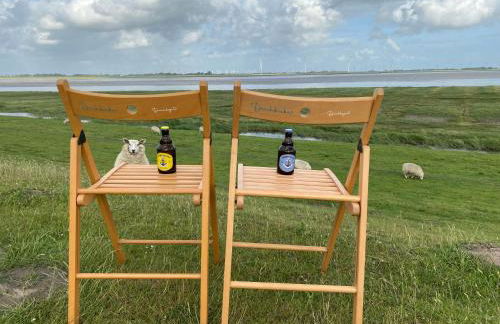 Deichkoje12 Deck 1 EG direkt am Eiderdeich nur 7 km bis zur Nordsee und 20 Min bis Sankt Peter Ording - Foto 7