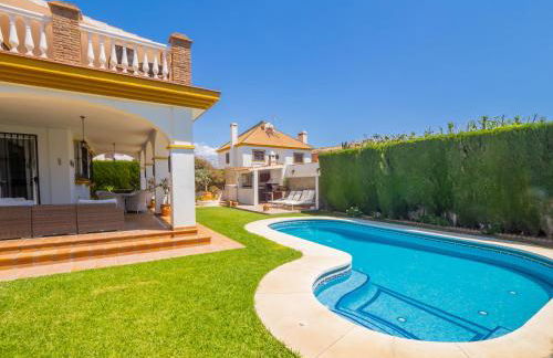 Cubo's Villa Yedra Guadalmar - Photo 2