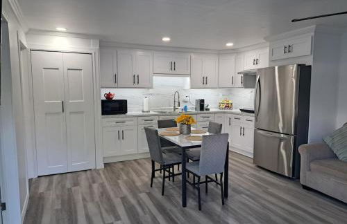 Country Blue Getaway by the Ranch Fields - Foto 1