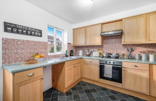 3 BR 6 Beds 3 Bath Garden Parking Heathrow 15 min Windsor & Legoland - Foto 13