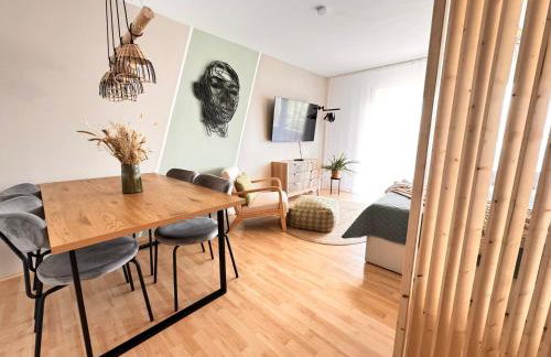 Stadtjuwel I 2 King-Size-Betten I Balkon I ruhige Lage I 6 Min zum See - Foto 19