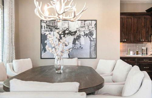 Luxury Stay with Golf Simulator and 3 King Bedrooms - Foto 13