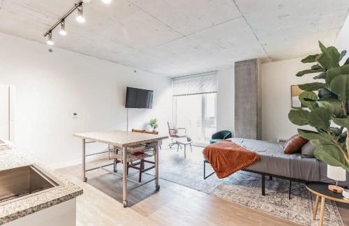 Downtown Chic New Studio Oasis Close to it All - Foto 7