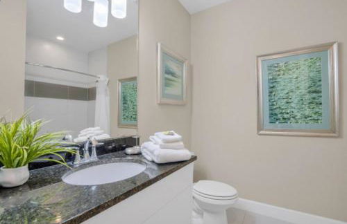 3 Bed Town Home With Splash Pool! 3 Bedroom Townhouse by RedAwning - Foto 60