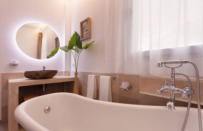 Villa With Salt Water Pool - Foto 21