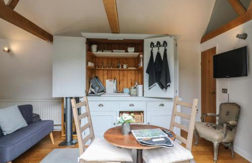 Little Barn - Photo 9