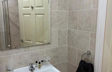 Spacious John York House & Parking - Foto 28